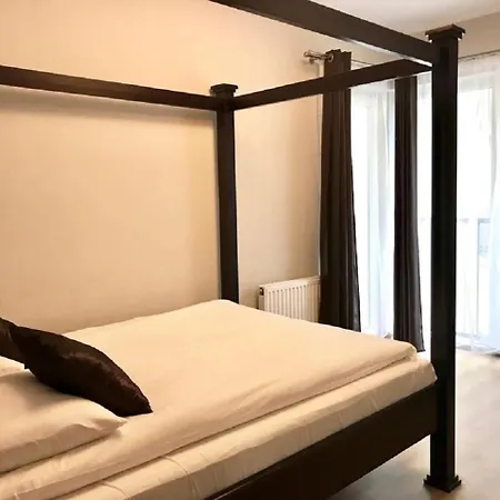 Apartament Orient * Plewiska